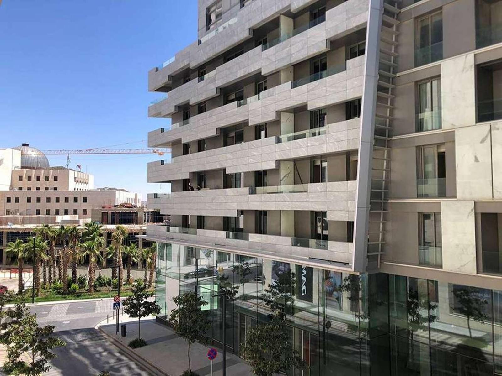 Luxury Apartment In Boulevard Amman Exterior photo